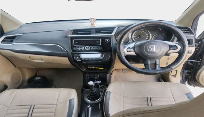 2017 Honda Amaze 1.2L I-VTEC SX, Petrol, Manual, 1,04,776 km, interior