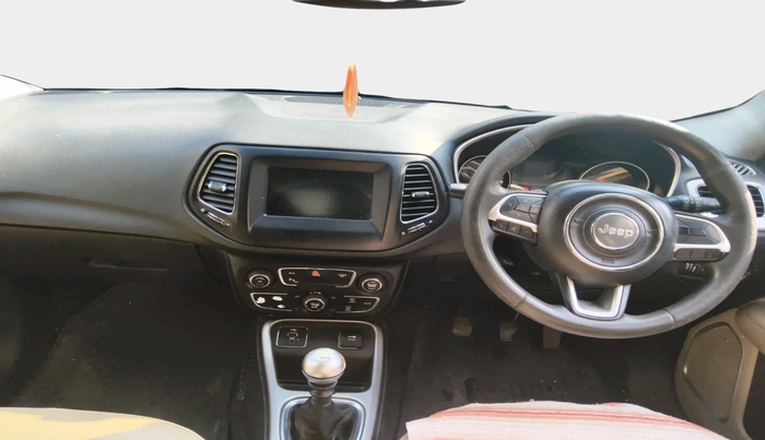 2018 Jeep Compass LONGITUDE (O) 2.0 DIESEL, Diesel, Manual, 1,08,831 km, interior