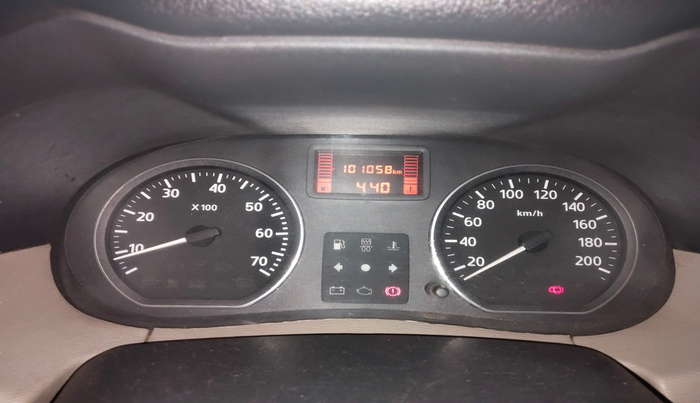 2014 Nissan Terrano XL D THP 110 PS, Diesel, Manual, 1,01,058 km, interior