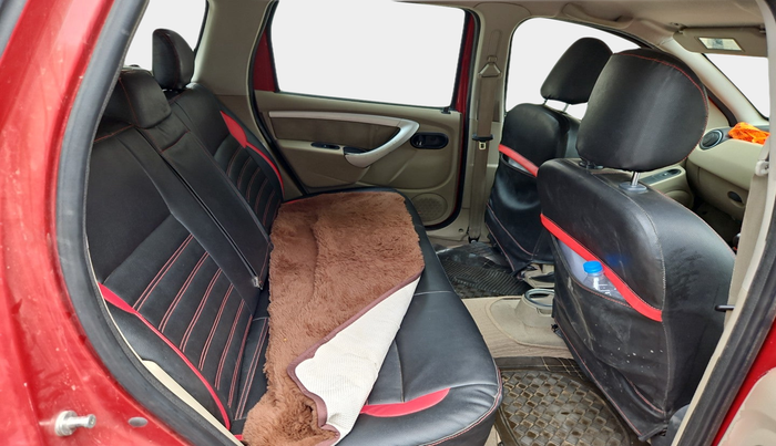 2014 Nissan Terrano XL D THP 110 PS, Diesel, Manual, 1,01,058 km, interior