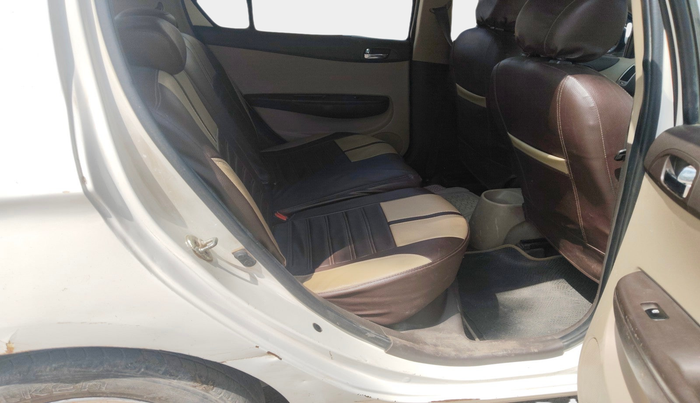 2011 Hyundai i20 SPORTZ 1.4 CRDI, Diesel, Manual, 2,16,350 km, interior