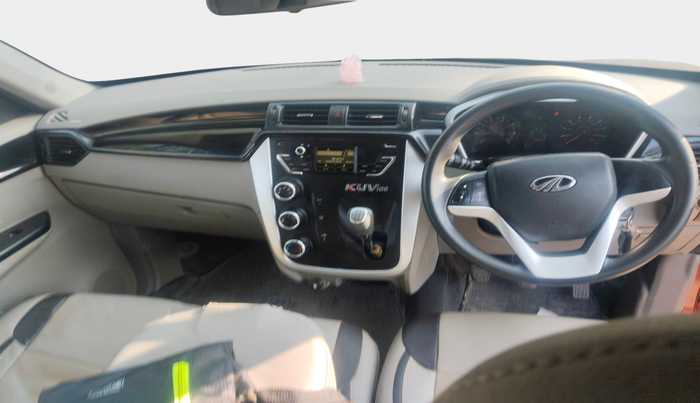 2016 Mahindra Kuv100 K8 6 STR, Petrol, Manual, 66,843 km, interior