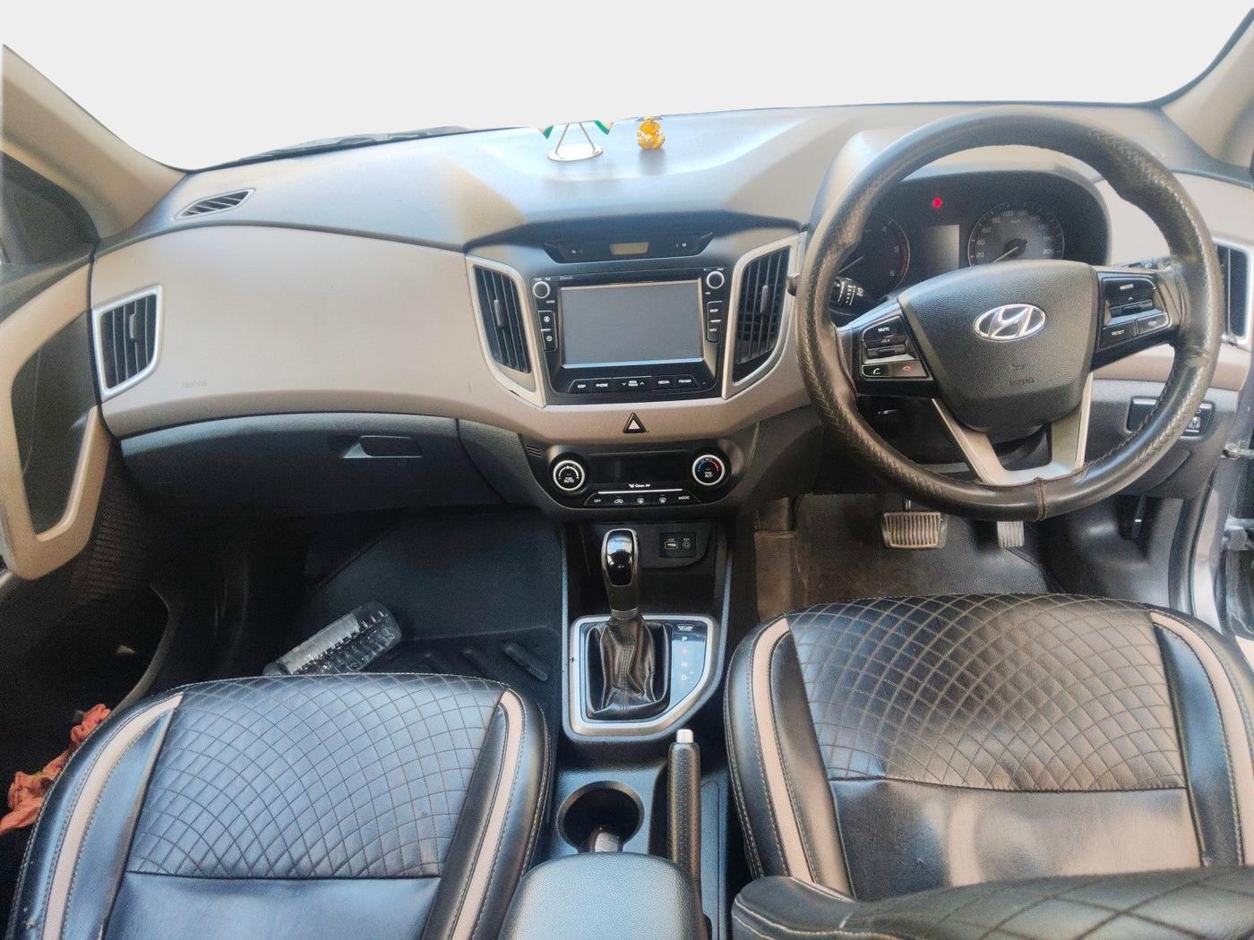 2015 Hyundai Creta SX PLUS AT 1.6 DIESEL, Diesel, Automatic, 1,66,184 km, interior