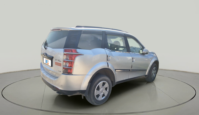 2017 Mahindra XUV500 W6, Diesel, Manual, 74,003 km, exterior