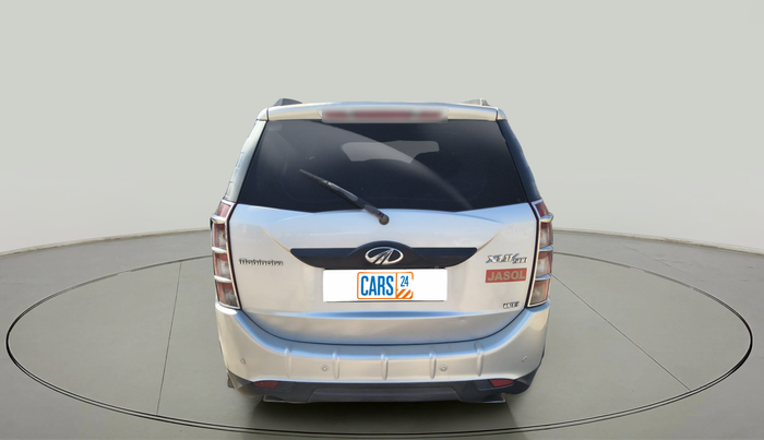 2017 Mahindra XUV500 W6, Diesel, Manual, 74,003 km, exterior