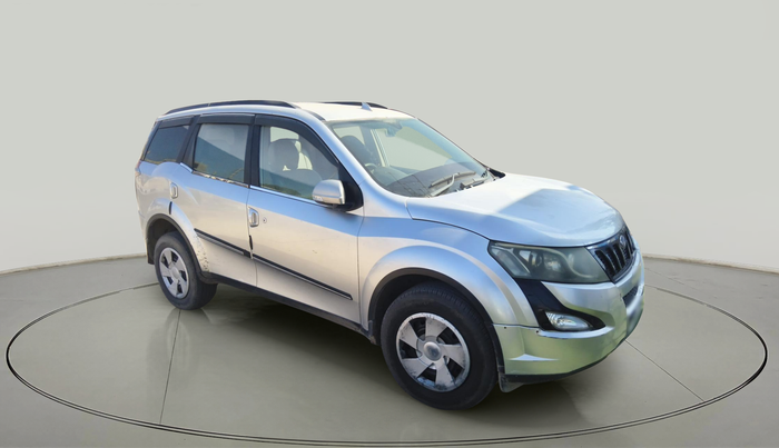 2017 Mahindra XUV500 W6, Diesel, Manual, 74,003 km, exterior