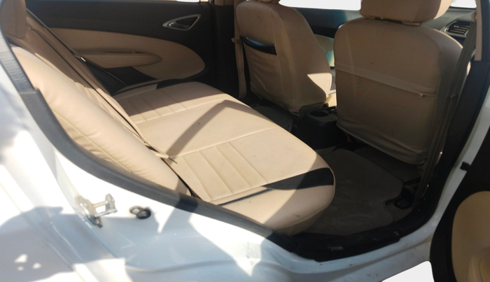 2015 Chevrolet Sail 1.2 LS, Petrol, Manual, 1,25,583 km, interior