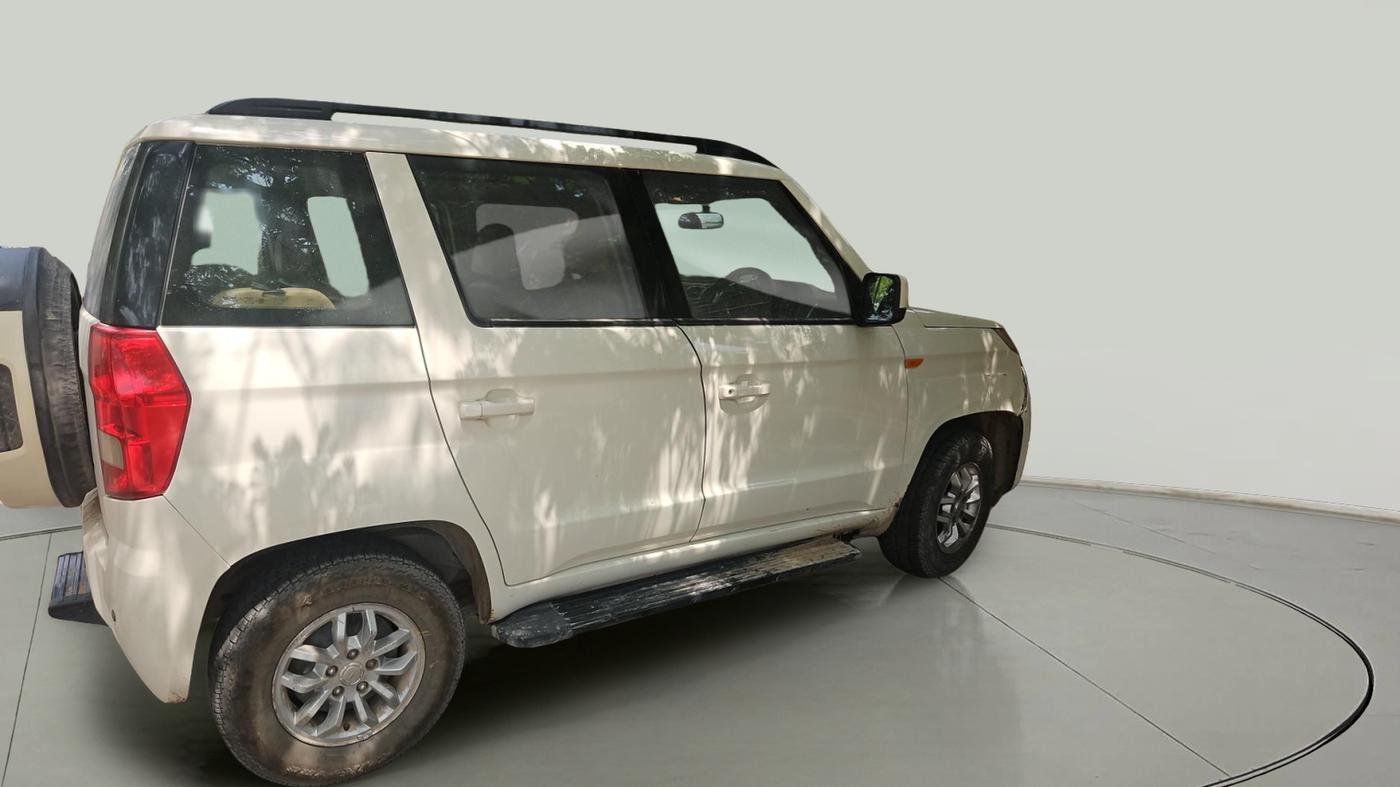 2016 Mahindra TUV300 T8, Diesel, Manual, 78,667 km, exterior