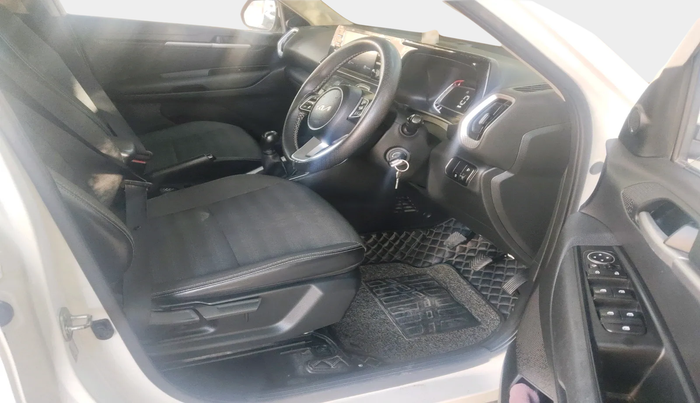 2023 KIA SONET HTK PLUS 1.2, Petrol, Manual, 9,000 km, interior