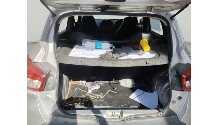 2017 Renault Kwid RXT 0.8, Petrol, Manual, 1,40,812 km, exterior