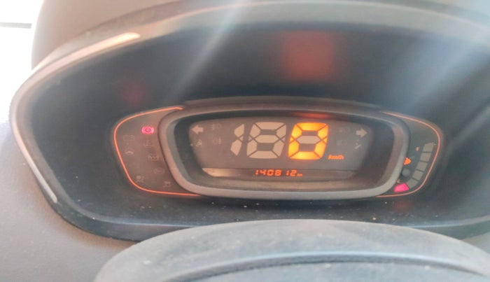 2017 Renault Kwid RXT 0.8, Petrol, Manual, 1,40,812 km, interior