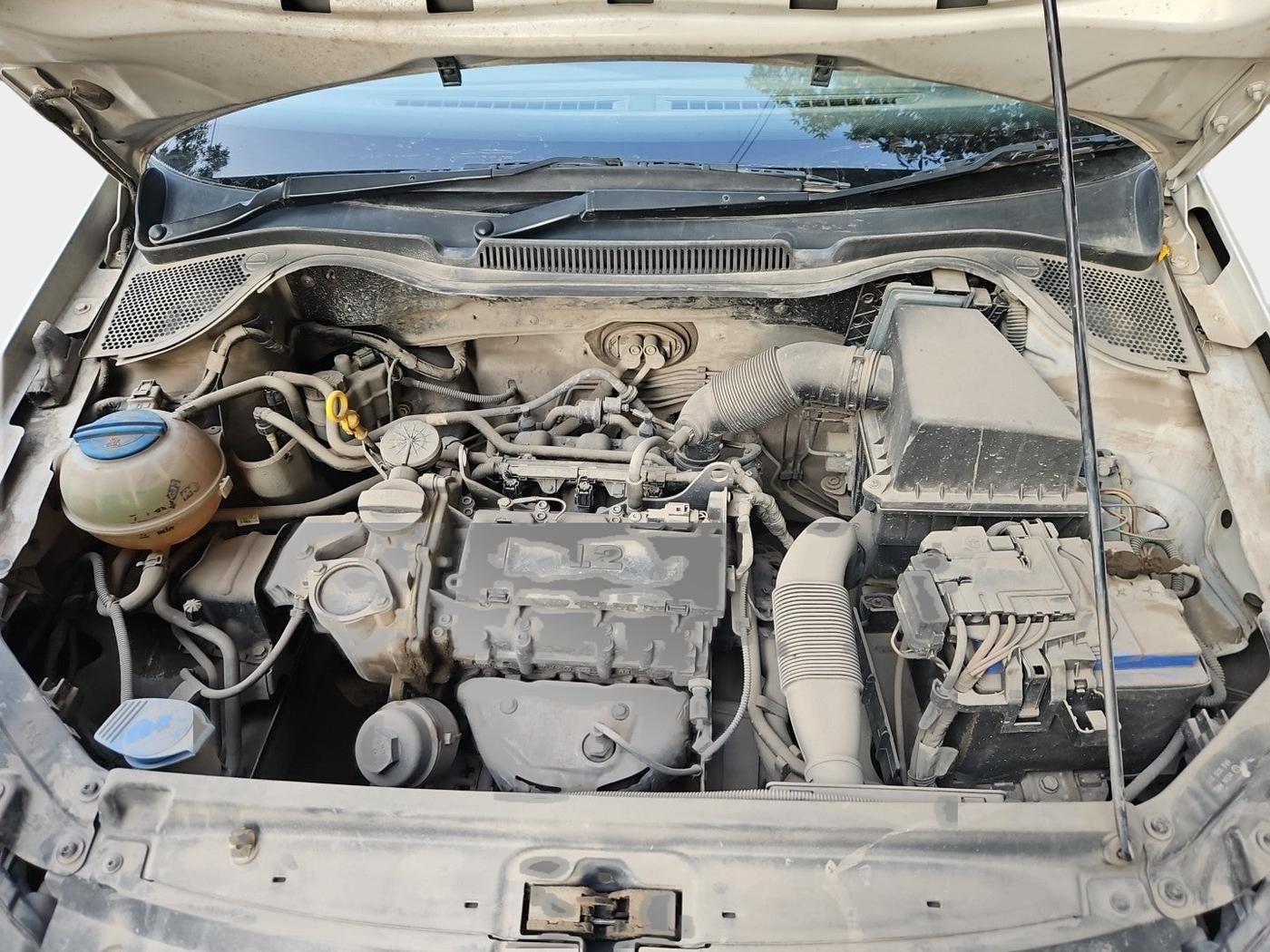 2017 Volkswagen Ameo TRENDLINE 1.2L, Petrol, Manual, 29,500 km, exterior