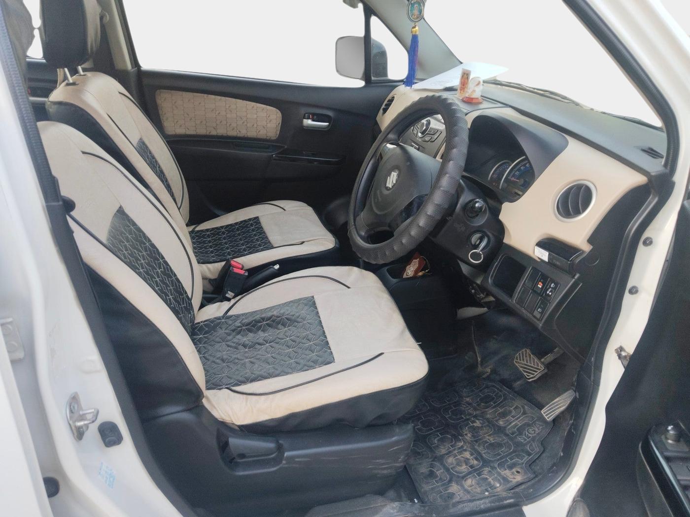2017 Maruti Wagon R 1.0 VXI + (O) AMT, Petrol, Automatic, 67,670 km, interior