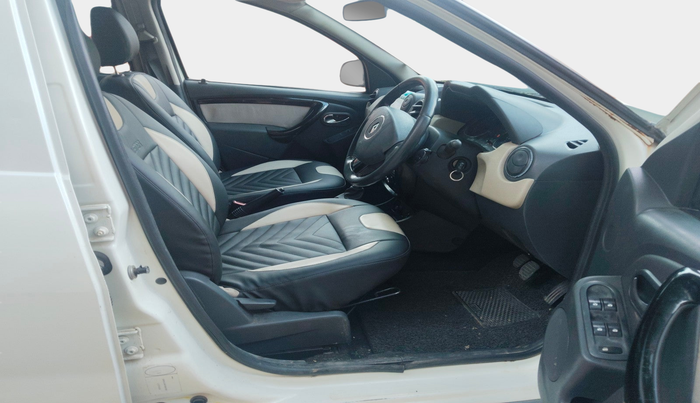 2012 Renault Duster 110 PS RXZ DIESEL, Diesel, Manual, 1,17,961 km, interior