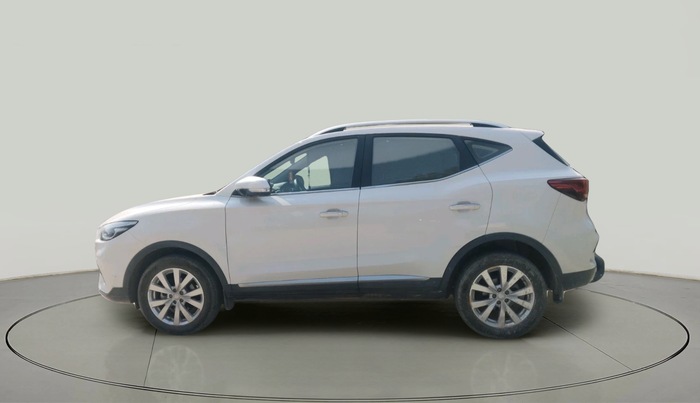 2024 MG ASTOR Shine 1.5 MT (Ivory), Petrol, Manual, 12,964 km, exterior