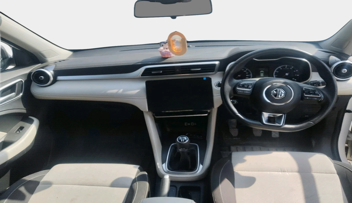 2024 MG ASTOR Shine 1.5 MT (Ivory), Petrol, Manual, 12,964 km, interior