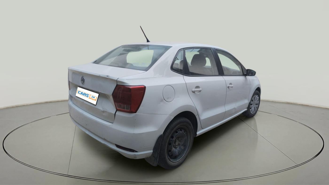 2017 Volkswagen Ameo COMFORTLINE 1.2L, Petrol, Manual, 1,59,759 km, exterior