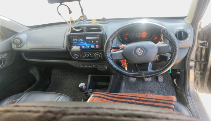 2017 Renault Kwid RXT 0.8, Petrol, Manual, 1,60,644 km, interior