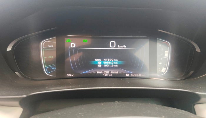 2022 Maruti Grand Vitara ALPHA PLUS HYBRID ECVT DUAL TONE , Hybrid, Automatic, 41,890 km, interior