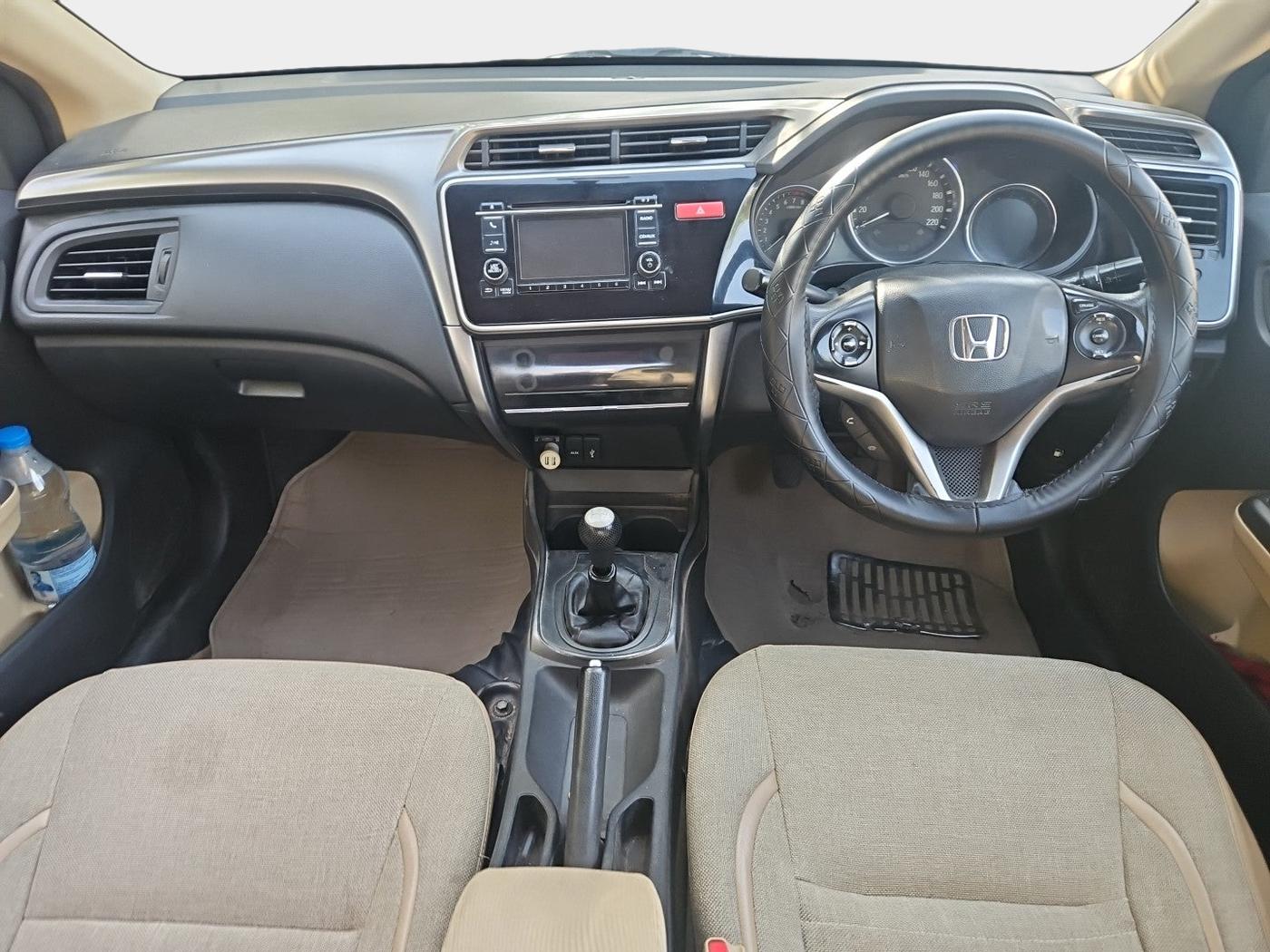 2014 Honda City 1.5L I-VTEC V MT, Petrol, Manual, 1,15,947 km, interior