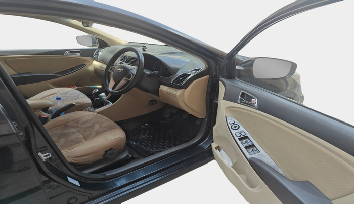 2014 Hyundai Verna FLUIDIC 1.6 VTVT SX OPT, Petrol, Manual, 78,834 km, interior