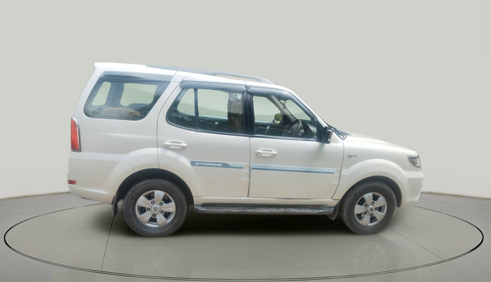 2016 Tata Safari Storme 2.2 VX 4X2, Diesel, Manual, 1,11,206 km, exterior