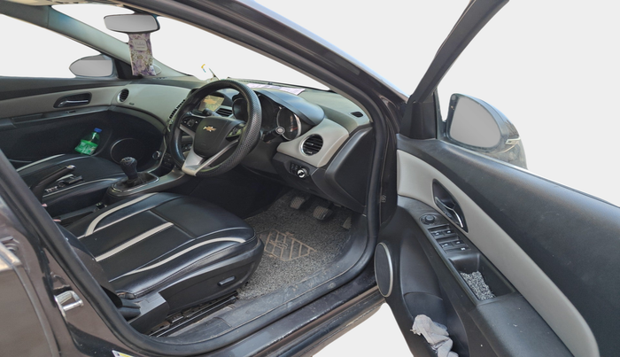 2016 Chevrolet Cruze LTZ, Diesel, Manual, 2,48,005 km, interior