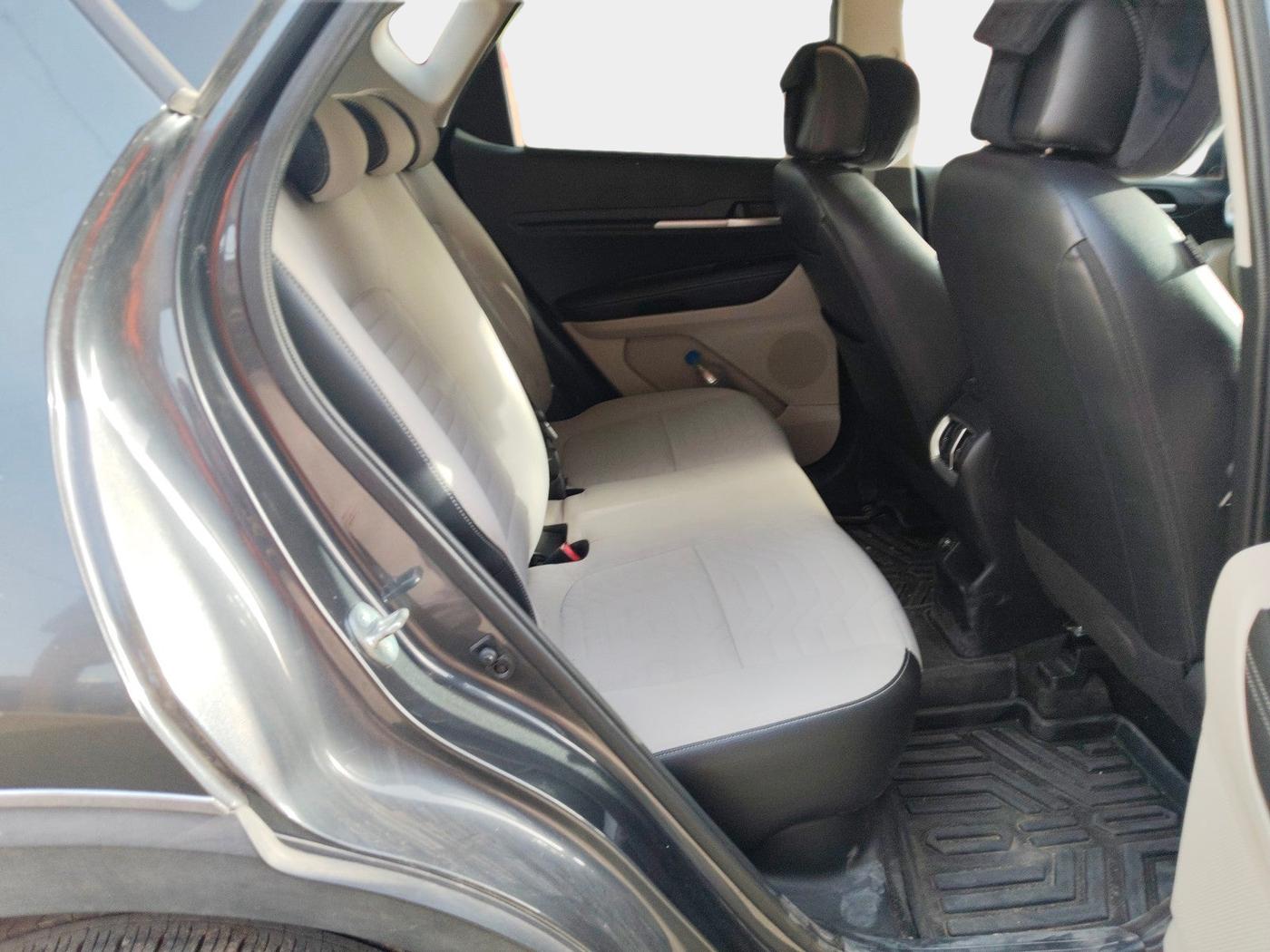 2023 KIA SONET HTX ANNIVERSARY EDITION 1.0 IMT, Petrol, Manual, 15,209 km, interior