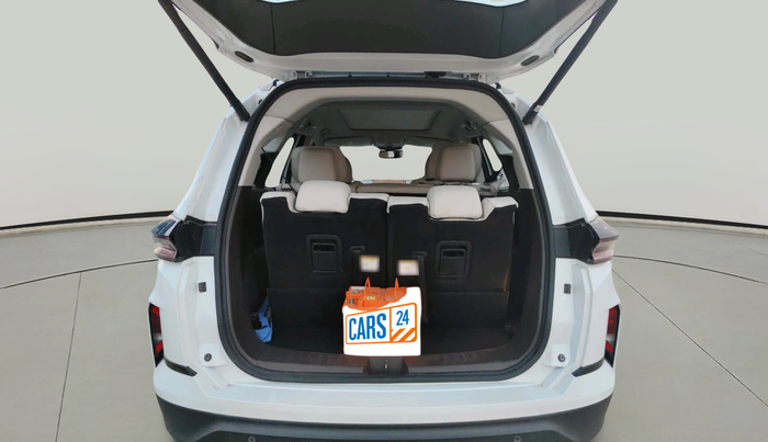 2024 Tata Safari ACCOMPLISHED PLUS DUAL TONE, Diesel, Manual, 18,570 km, exterior