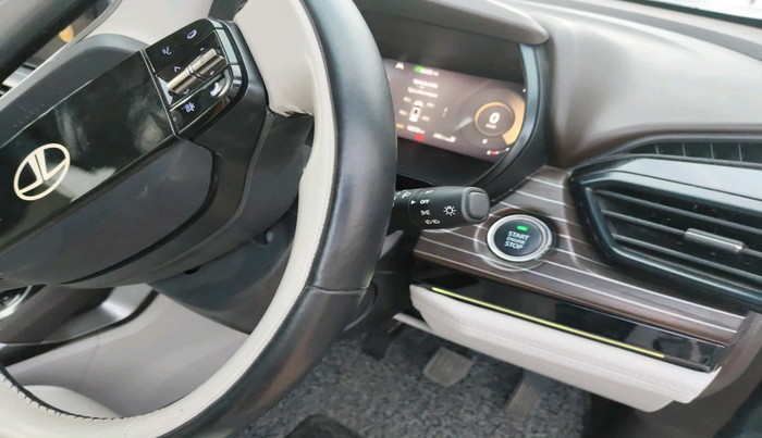 2024 Tata Safari ACCOMPLISHED PLUS DUAL TONE, Diesel, Manual, 18,570 km, interior