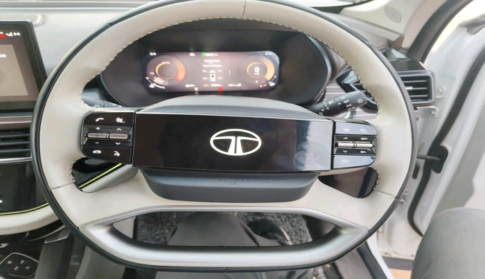 2024 Tata Safari ACCOMPLISHED PLUS DUAL TONE, Diesel, Manual, 18,570 km, interior