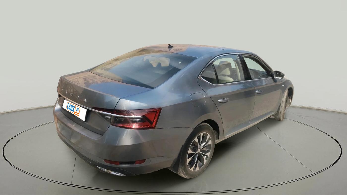 2021 Skoda Superb L&K 2.0 TSI AT, Petrol, Automatic, 94,035 km, exterior