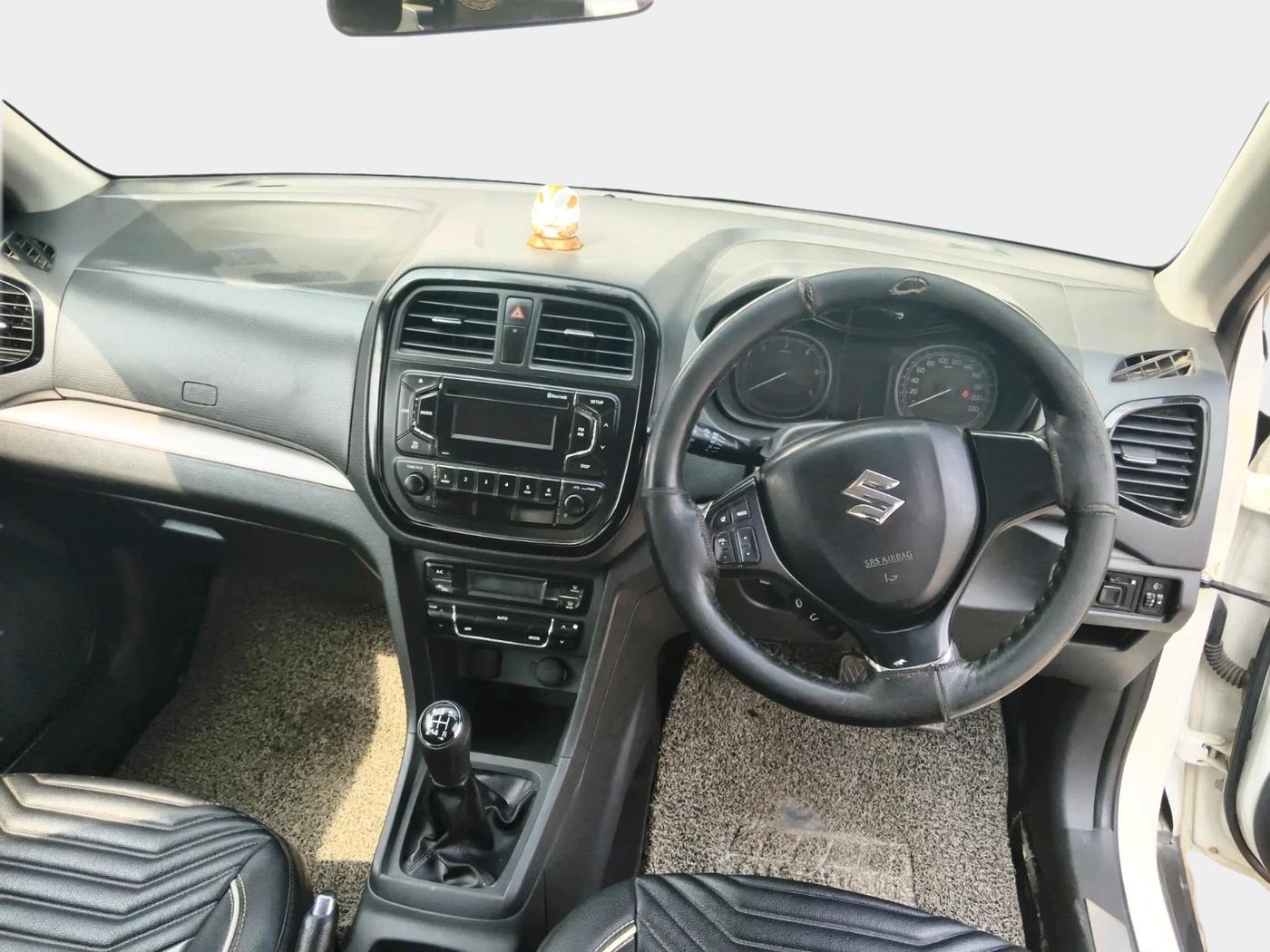 2017 Maruti Vitara Brezza ZDI, Diesel, Manual, 1,17,468 km, interior