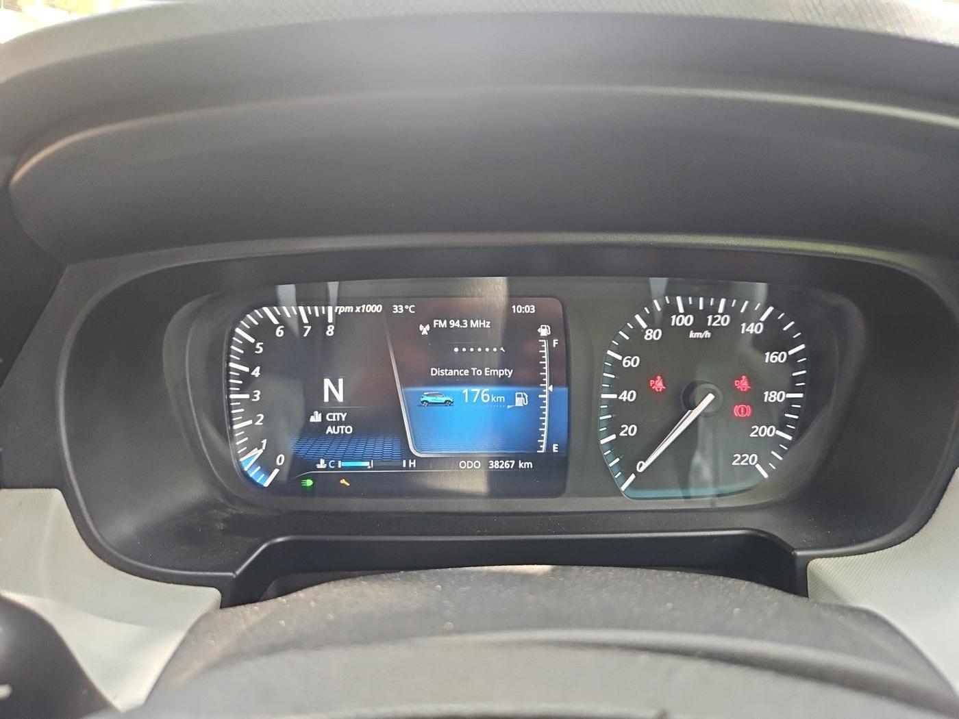 2021 Tata PUNCH CREATIVE IRA AMT 1.2 RTN DUAL TONE, Petrol, Automatic, 38,267 km, interior