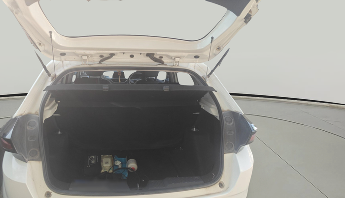 2022 Tata ALTROZ XZ PETROL, Petrol, Manual, 23,187 km, exterior