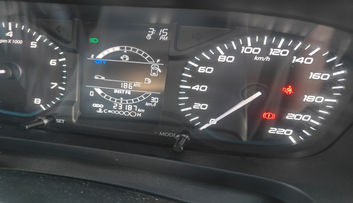 2022 Tata ALTROZ XZ PETROL, Petrol, Manual, 23,187 km, interior