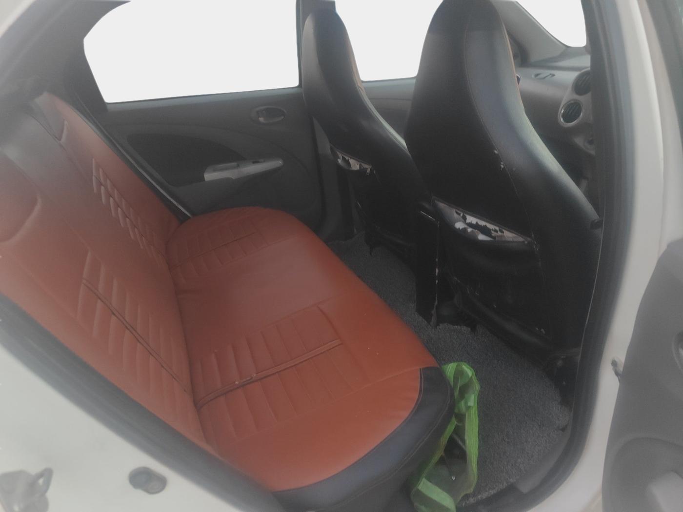 2011 Toyota Etios V, Petrol, Manual, 1,55,890 km, interior