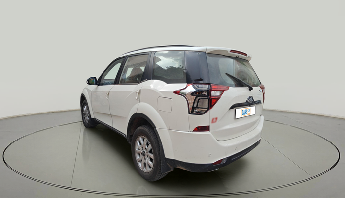 2019 Mahindra XUV500 W9, Diesel, Manual, 1,16,484 km, exterior