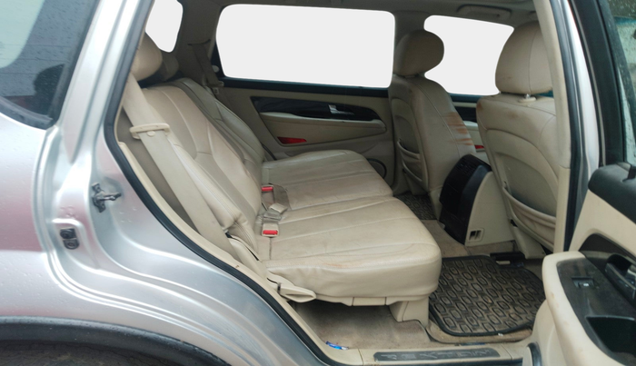 2014 Ssangyong Rexton RX7, Diesel, Automatic, 82,516 km, interior