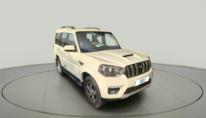 2017 Mahindra Scorpio S9, Diesel, Manual, 47,280 km, exterior