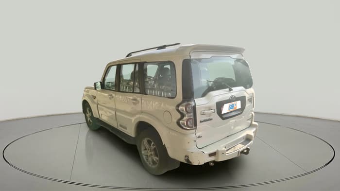 2017 Mahindra Scorpio S9, Diesel, Manual, 47,280 km, exterior