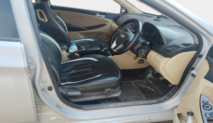 2015 Hyundai Verna FLUIDIC 1.6 CRDI S 4S, Diesel, Manual, 82,452 km, interior