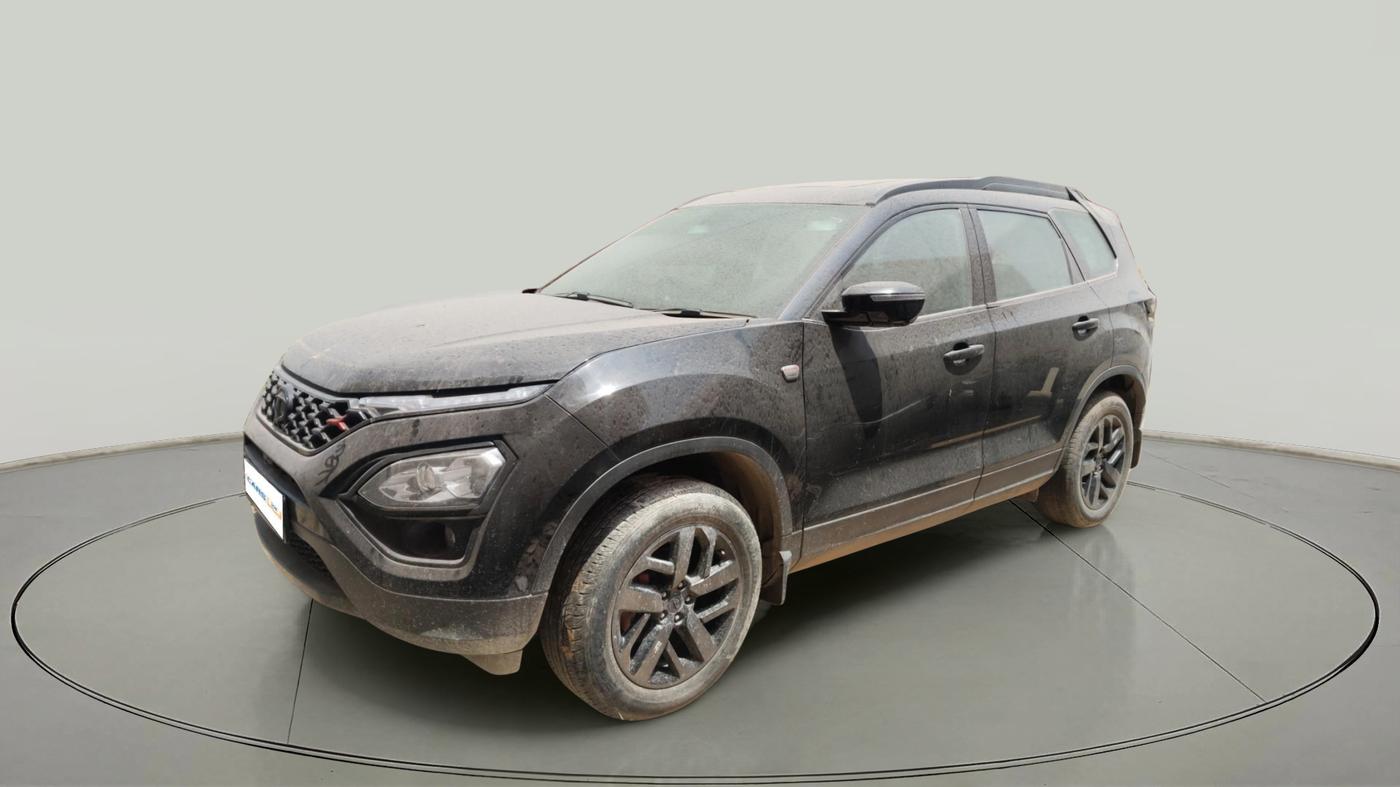 2023 Tata Safari XZ PLUS 2.0L RED DARK EDITION 7 STR MT, Diesel, Manual, 29,881 km, exterior