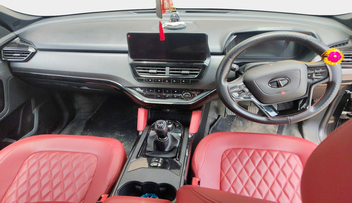 2023 Tata Safari XZ PLUS 2.0L RED DARK EDITION 7 STR MT, Diesel, Manual, 29,881 km, interior