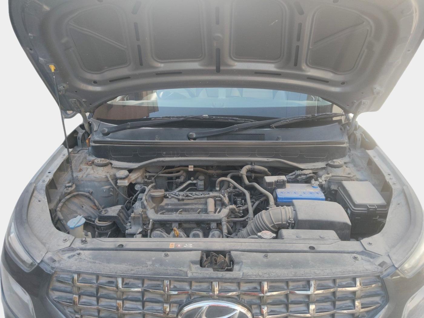 2020 Hyundai VENUE S 1.2, Petrol, Manual, 41,935 km, exterior