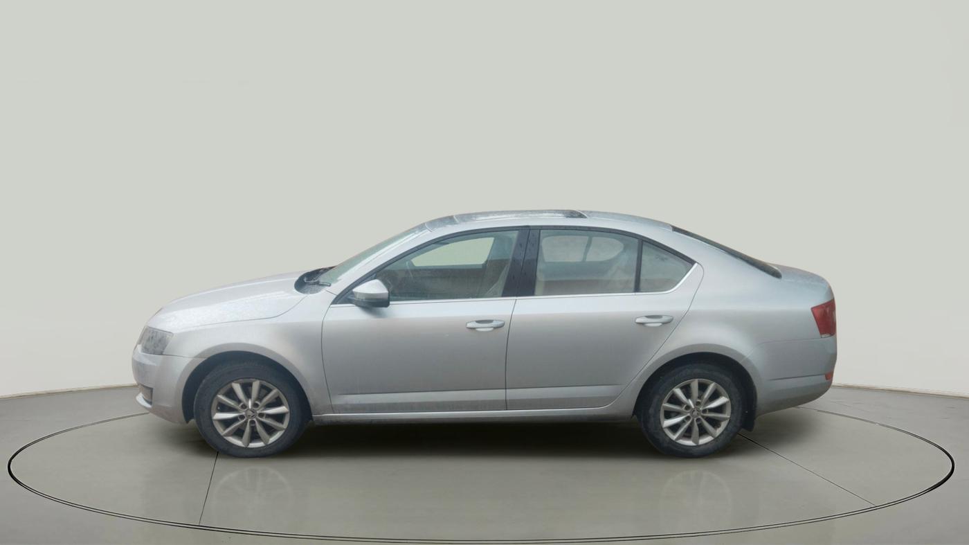 2015 Skoda Octavia 2.0 TDI CR STYLE PLUS AT, Diesel, Automatic, 1,48,686 km, exterior