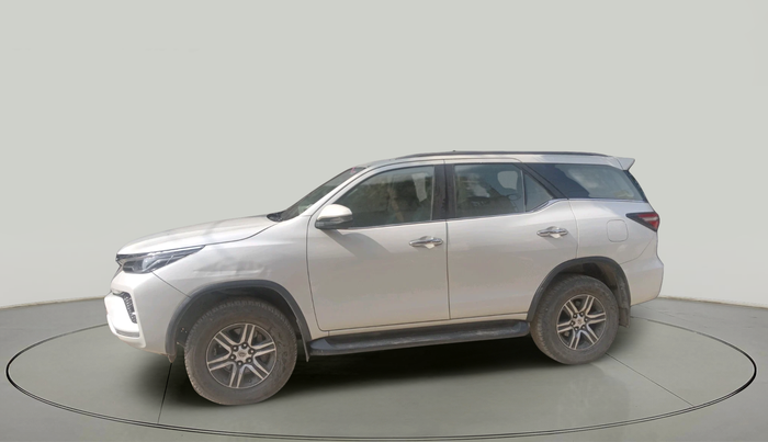 2022 Toyota Fortuner 4X2 MT 2.8 DIESEL, Diesel, Manual, 1,06,024 km, exterior