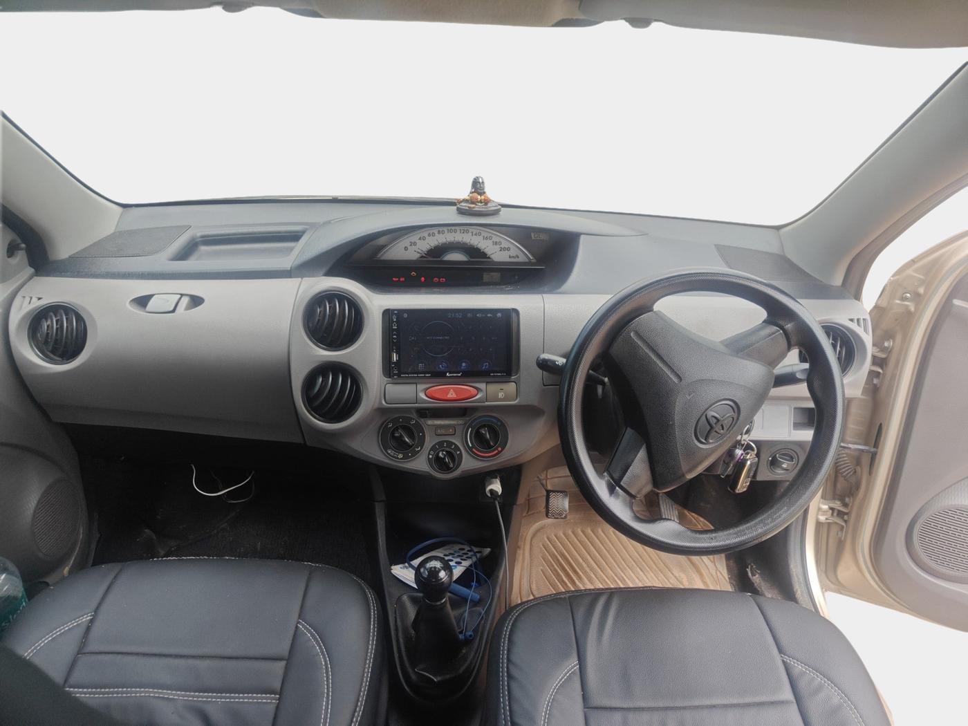 2011 Toyota Etios G, Petrol, Manual, 99,994 km, interior