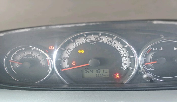 2016 Mahindra NUVOSPORT N8, Diesel, Manual, 1,64,181 km, interior