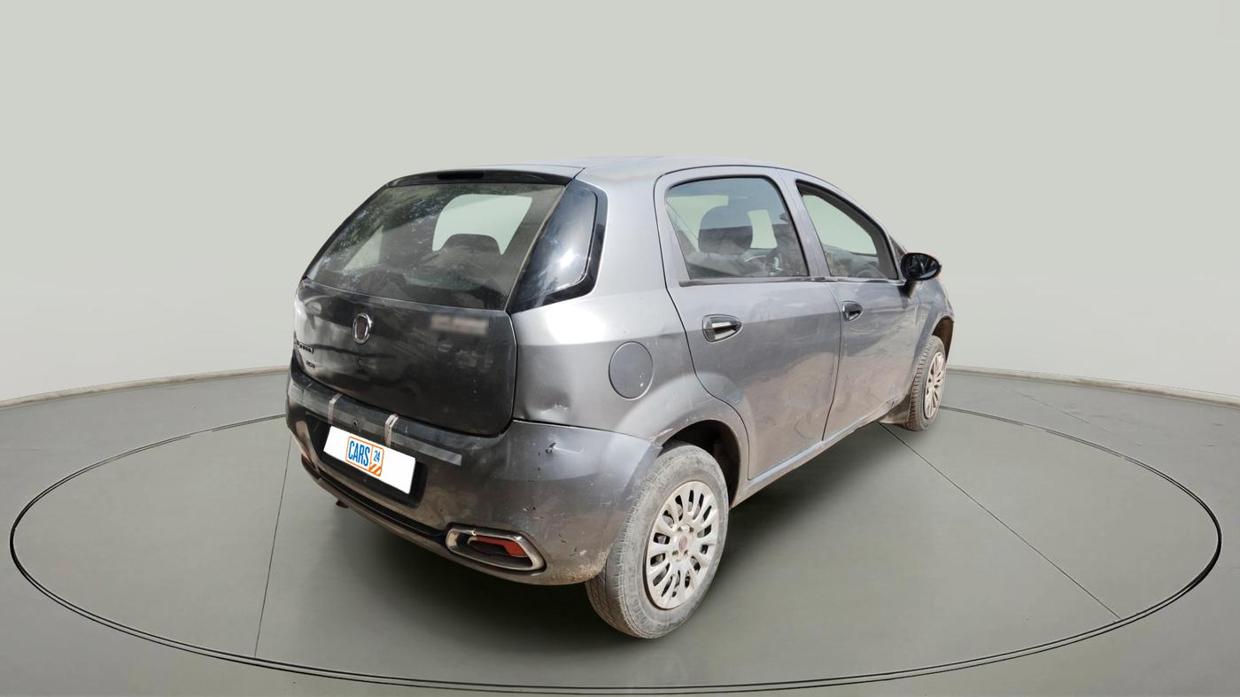 2015 Fiat Punto EVO MULTIJET 1.3 90 HP, Diesel, Manual, 1,63,000 km, exterior